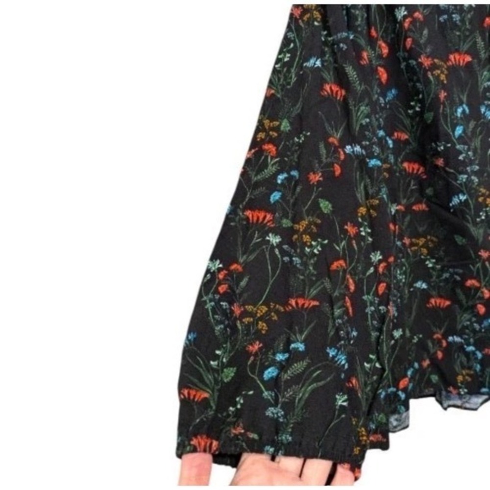 LANE BRYANT Black Floral Long- Sleeve Flounce Button-Down‎ Shirt
NWT Size 22W - Picture 9 of 11